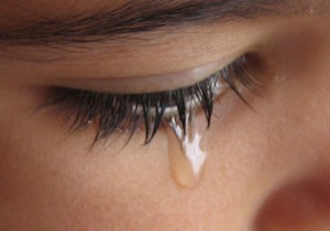 Женские слезы понижают сексуальное влечение у мужчин