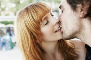 Комедия положений, или оригинальные поцелуи: традиции